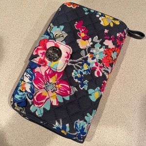 Vera Bradley Turnlock Wallet - Pretty Posies Pattern